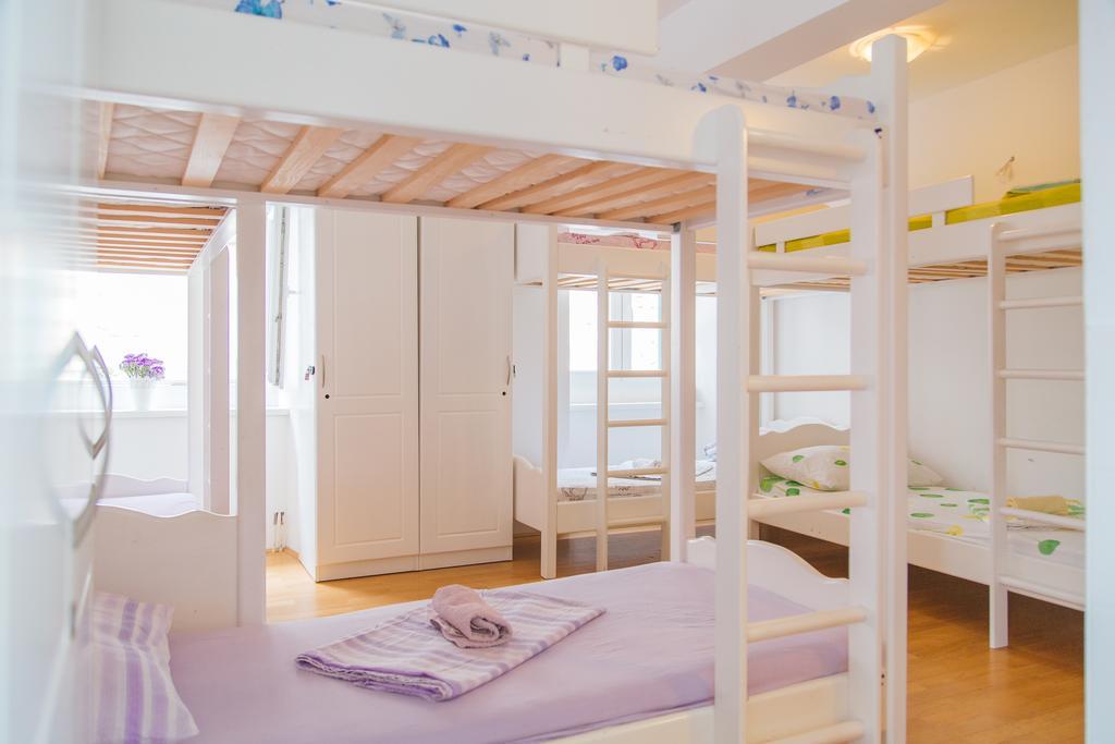 Cheap Sleep Marinero (Adults Only) Pansiyon Hvar Town Dış mekan fotoğraf