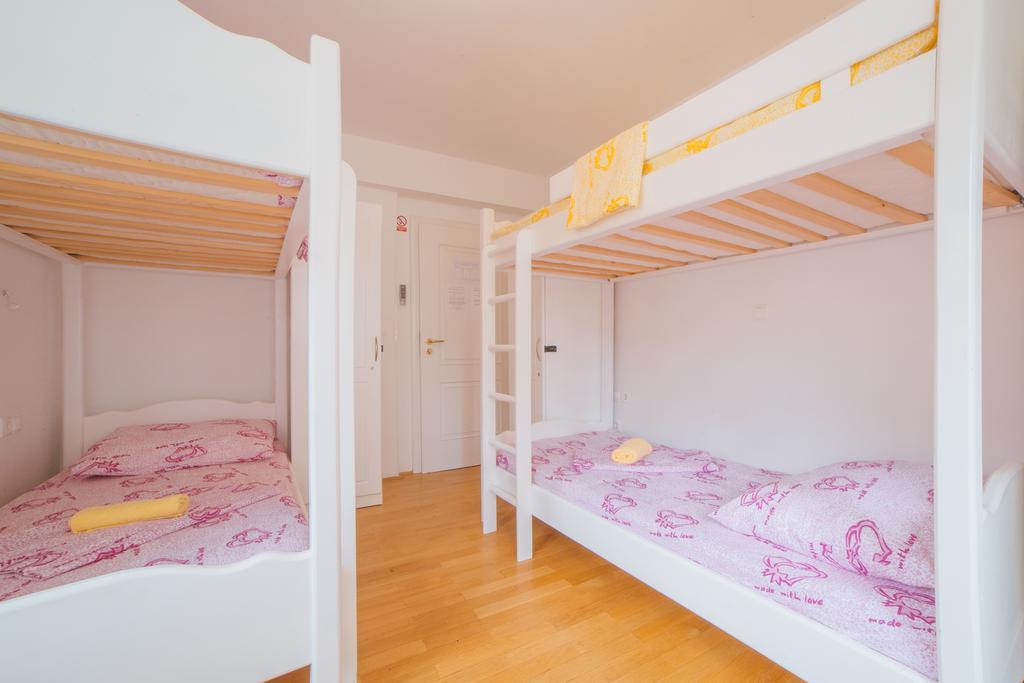 Cheap Sleep Marinero (Adults Only) Pansiyon Hvar Town Dış mekan fotoğraf